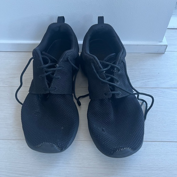 Men’s Nike Roches Size 11 - Picture 1 of 4